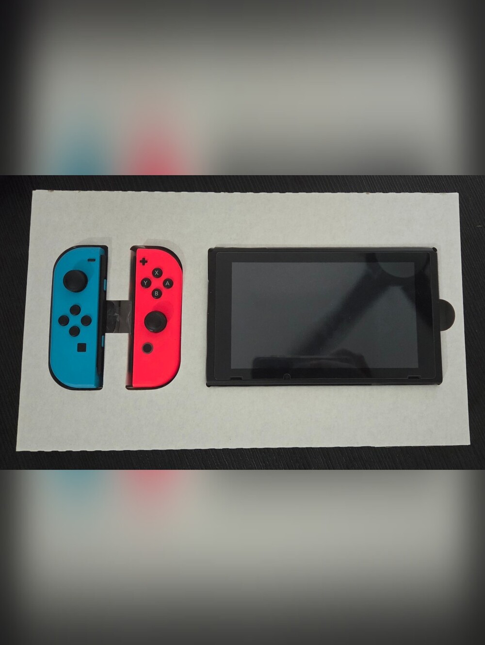 Nintendo Switch (Used/Pre-Owned) - Picture 2 of 3